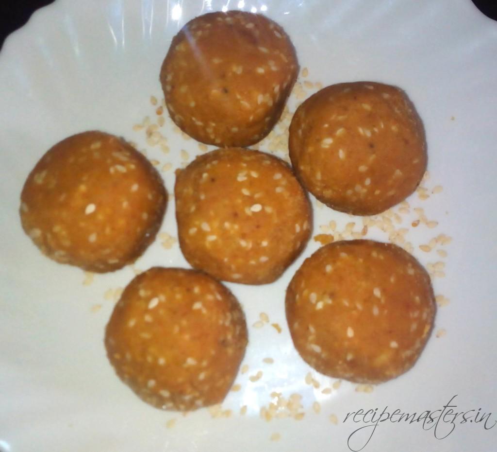 Besan till laddoo