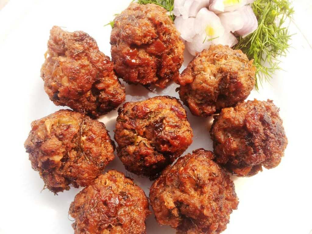 Goley Kebab (Pan seared round kebabs)