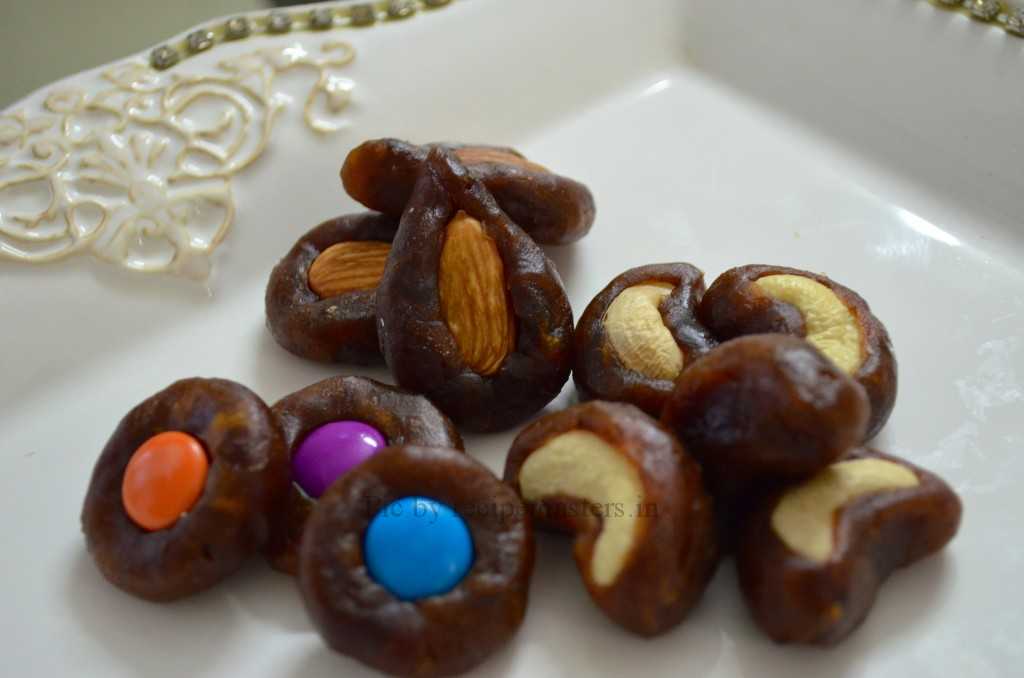 nuts stuffed dates